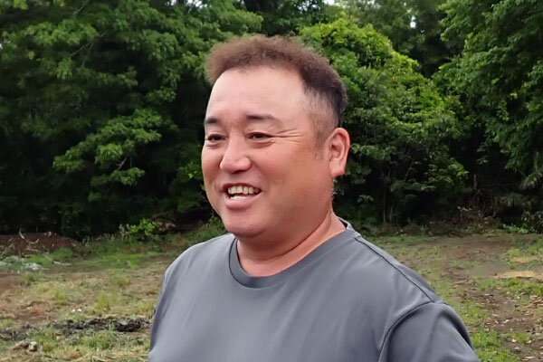 私のおすすめの食べ方は、ゆでたオクラをそのまま唐辛子みそにつけて食べること。おいしいですよ！