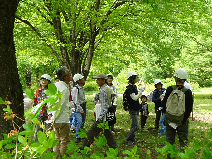植樹に参加をした方々の写真