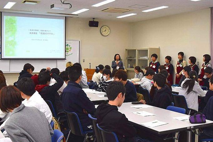 茨城大学でのボランティア講座の写真