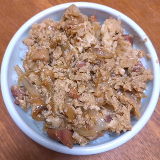 投稿された推し丼の写真