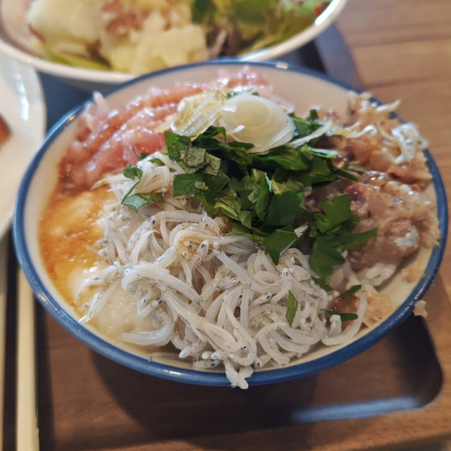 投稿された推し丼の写真