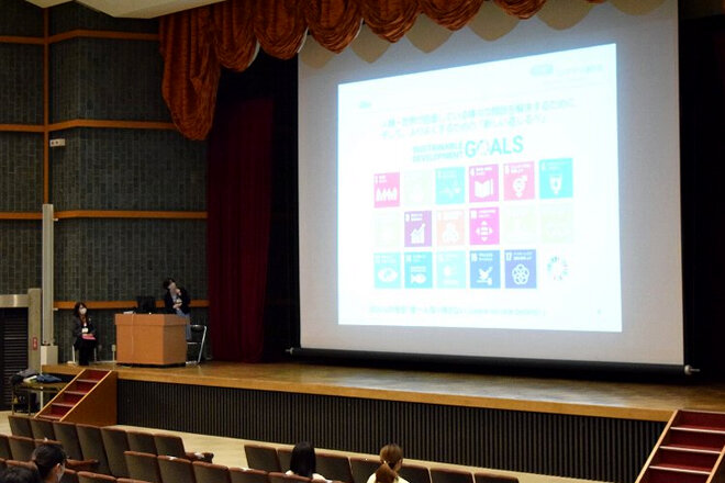 SDGsについての講義の様子