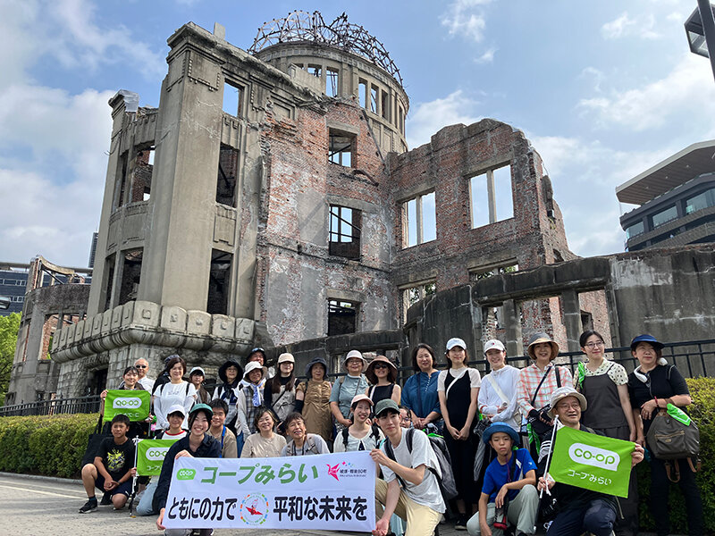 ヒロシマ平和の旅、参加者の写真