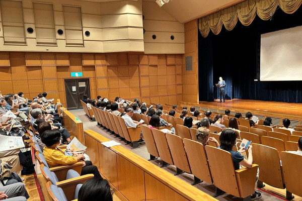 会場の様子