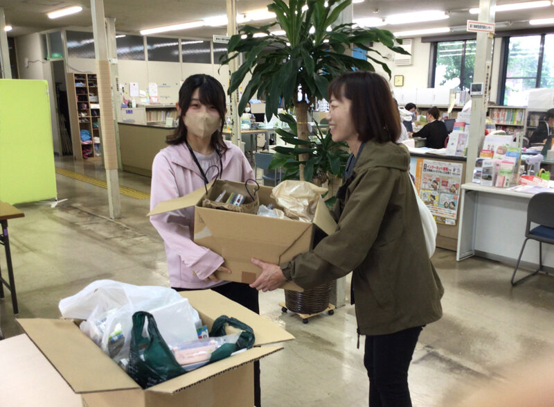 寄贈の様子