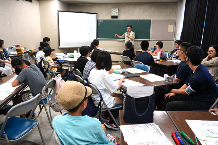 埼玉新聞の記者の講座の様子