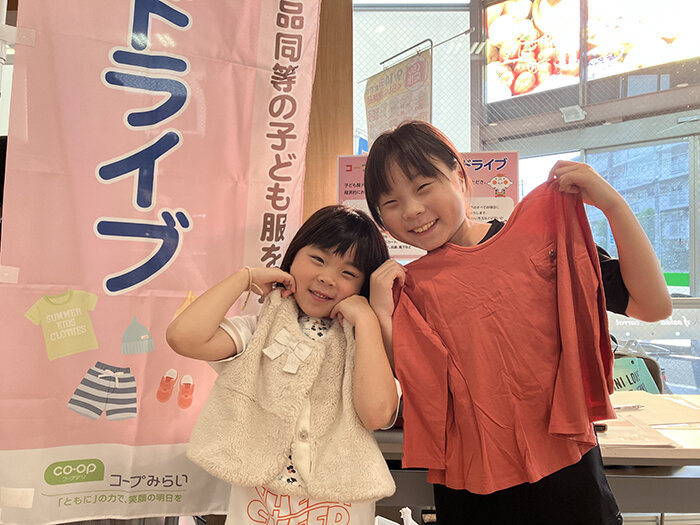 1日限定子ども服ドライブの様子