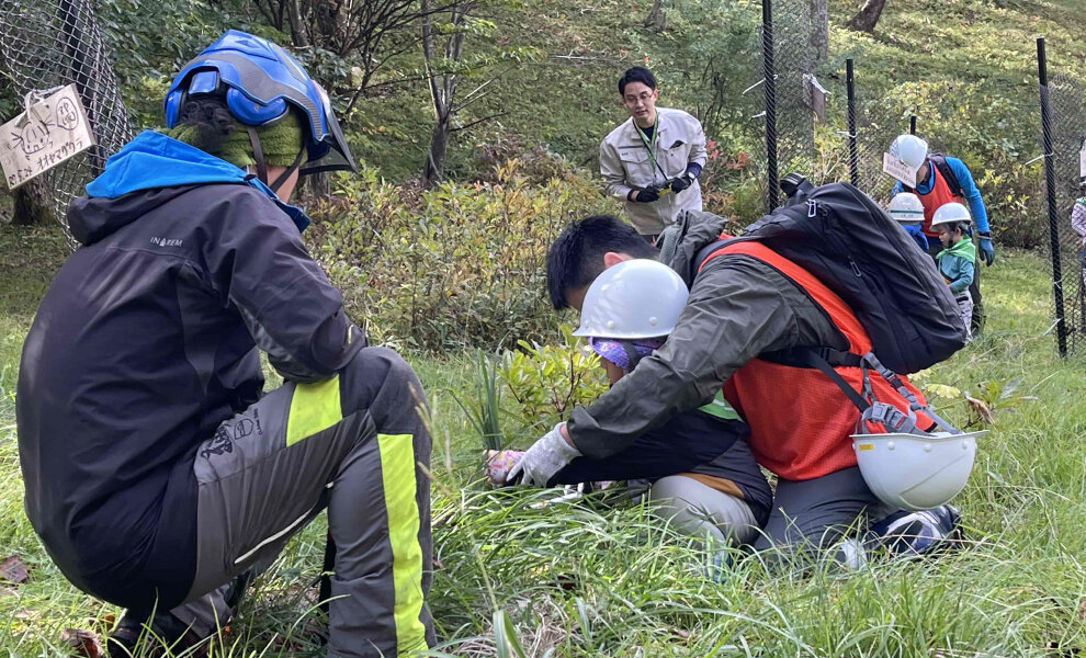 秋の森林(もり)づくりを開催しました