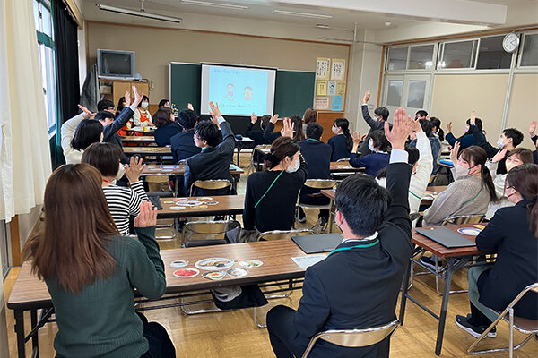 さいたま市立与野八幡小学校にて出前講座「食料自給率と食品ロス」を実施しました